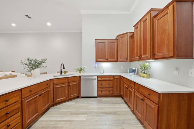 2102 Palmetto Lake Drive, Navarre, FL 32566