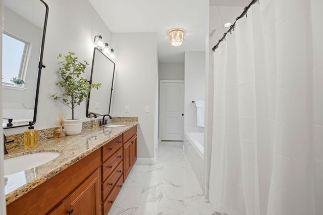 2102 Palmetto Lake Drive, Navarre, FL 32566