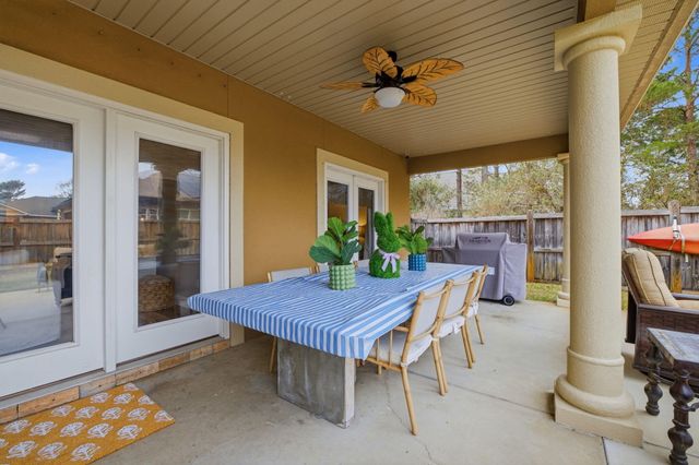 2102 Palmetto Lake Drive, Navarre, FL 32566