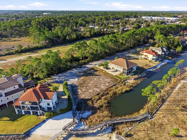 2102 Palmetto Lake Drive, Navarre, FL 32566