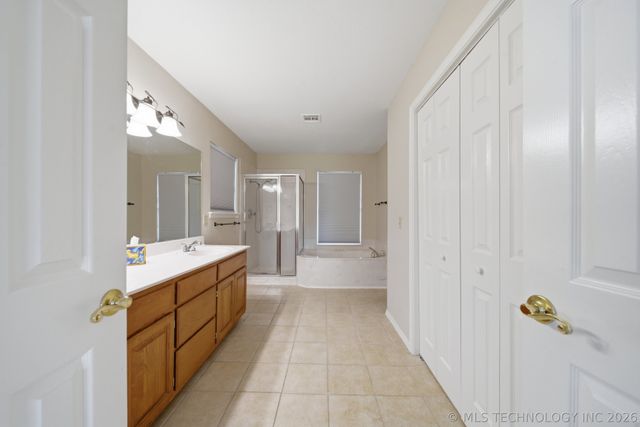 1290 N Cliff Drive, Cleveland, OK 74020