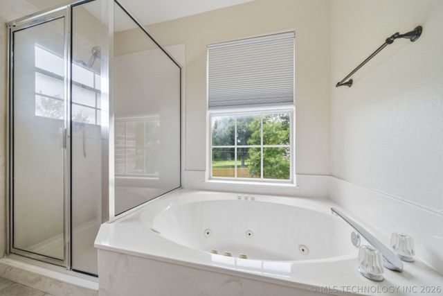 1290 N Cliff Drive, Cleveland, OK 74020