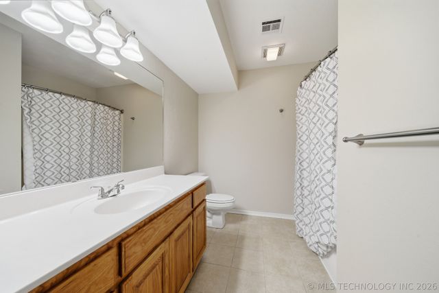 1290 N Cliff Drive, Cleveland, OK 74020