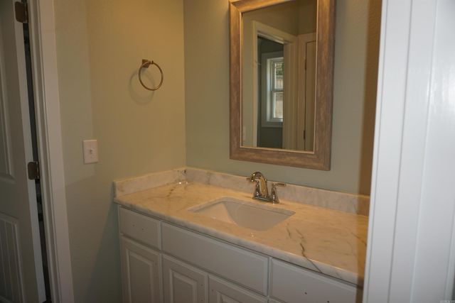 601 Country Club Road, Searcy, AR 72143