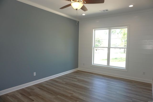 601 Country Club Road, Searcy, AR 72143