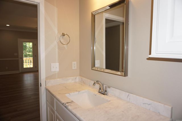 601 Country Club Road, Searcy, AR 72143