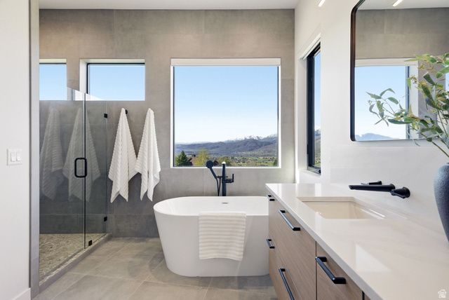 5585 E HIGHLAND VIEW CT, Eden, UT 84310