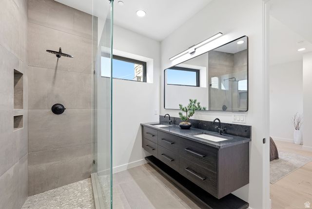 5585 E HIGHLAND VIEW CT, Eden, UT 84310
