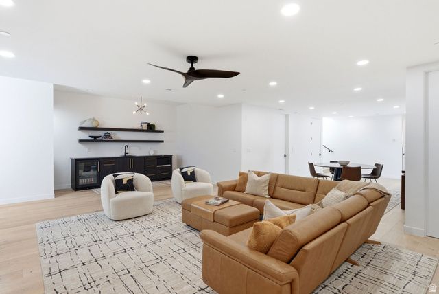 5585 E HIGHLAND VIEW CT, Eden, UT 84310