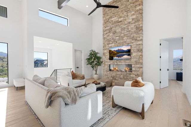 5585 E HIGHLAND VIEW CT, Eden, UT 84310
