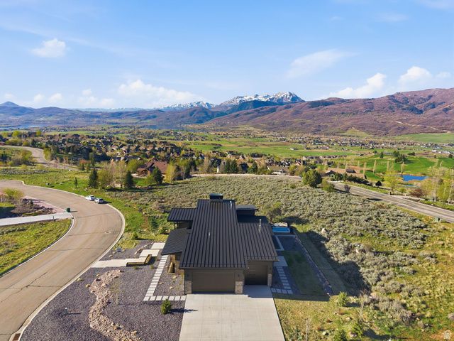5585 E HIGHLAND VIEW CT, Eden, UT 84310