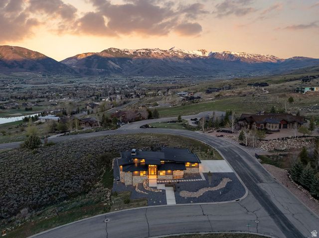 5585 E HIGHLAND VIEW CT, Eden, UT 84310