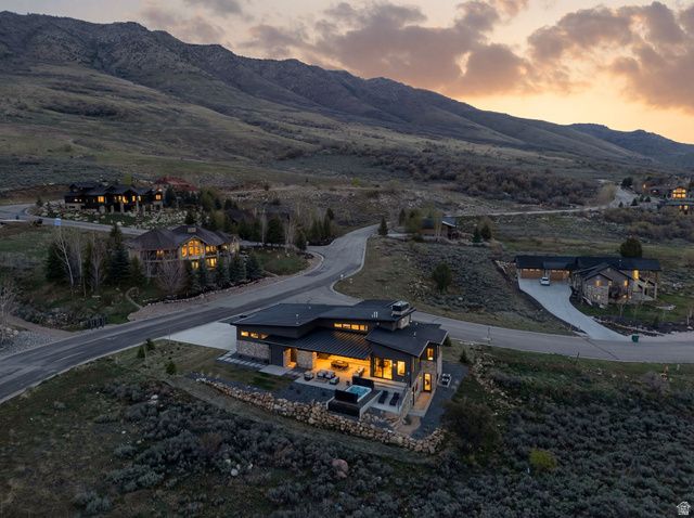 5585 E HIGHLAND VIEW CT, Eden, UT 84310