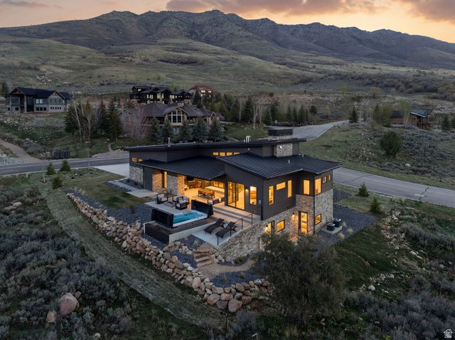 5585 E HIGHLAND VIEW CT, Eden, UT 84310