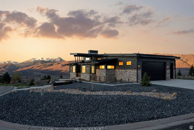 5585 E HIGHLAND VIEW CT, Eden, UT 84310