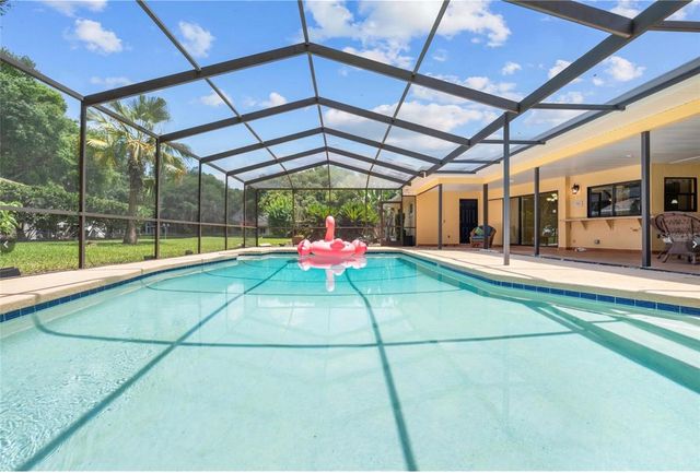 1255 WISPER RUN COURT, Lutz, FL 33558