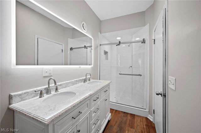 2109 Murray Hill Road 1, Cleveland, OH 44106