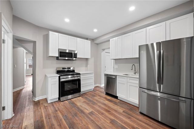 2109 Murray Hill Road 1, Cleveland, OH 44106