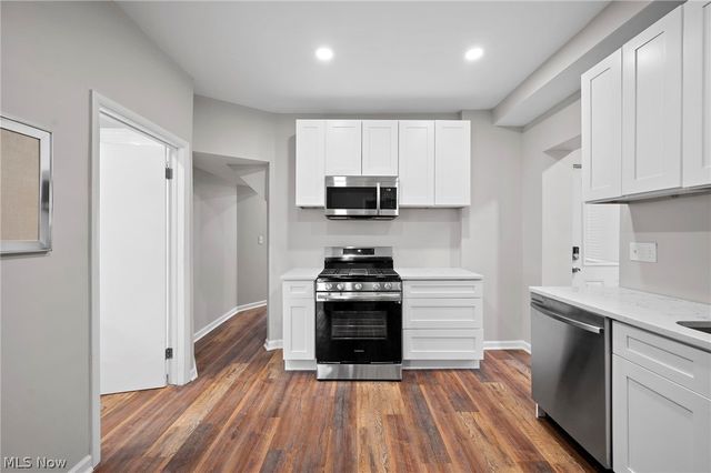 2109 Murray Hill Road 1, Cleveland, OH 44106