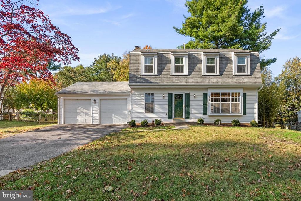 14865 DUFIEF DR, Gaithersburg, MD 20878