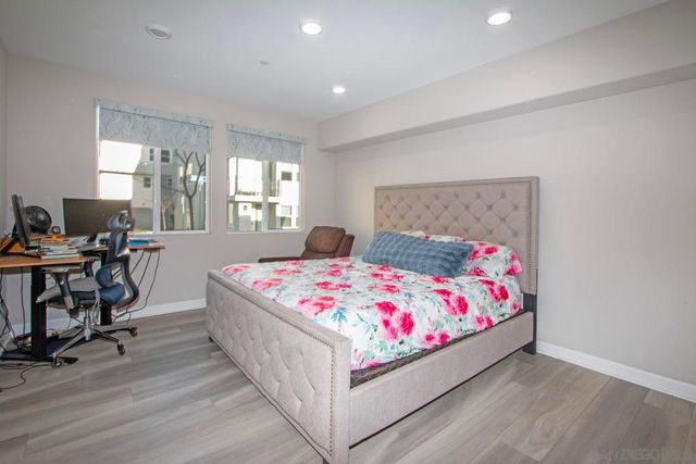 10475 Galen Way, San Diego, CA 92126