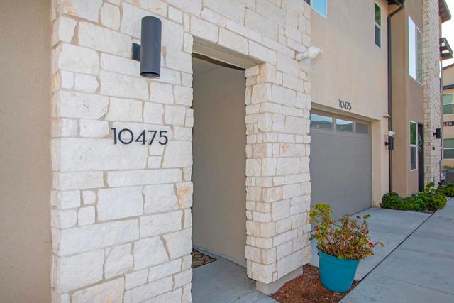 10475 Galen Way, San Diego, CA 92126