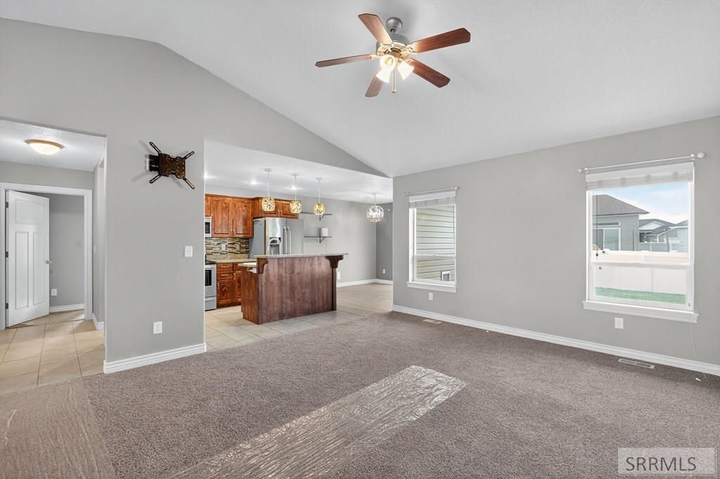 Image 3 of property listing at 4543 Independence, Chubbuck, ID 83202