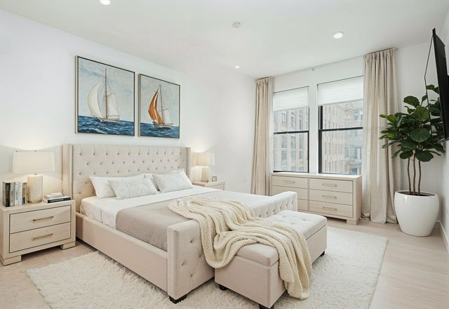 340 West 2nd Street 9, Boston, MA 02127