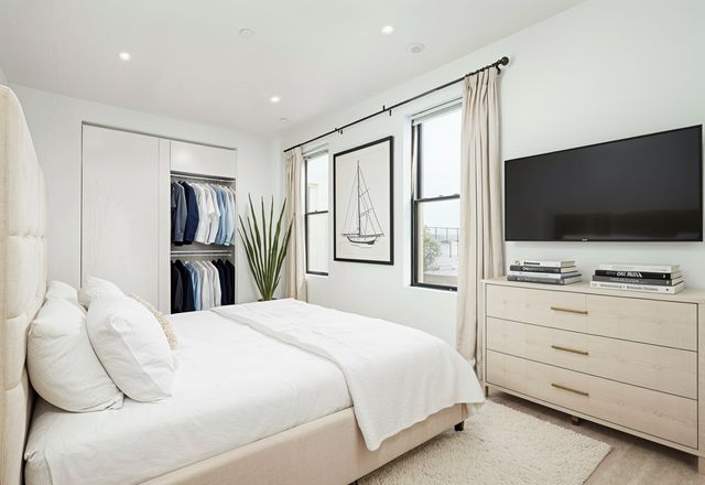 340 West 2nd Street 9, Boston, MA 02127