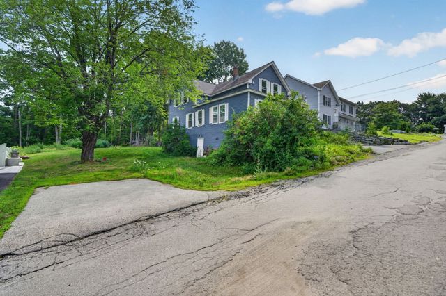 16 Svenson Ave 1, Worcester, MA 01607