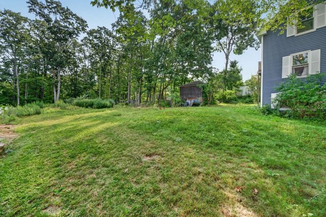 16 Svenson Ave 1, Worcester, MA 01607