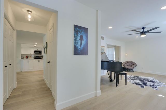 1808 N 17th Ave Avenue N, Lake Worth Beach, FL 33460