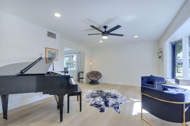 1808 N 17th Ave Avenue N, Lake Worth Beach, FL 33460