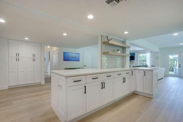 1808 N 17th Ave Avenue N, Lake Worth Beach, FL 33460