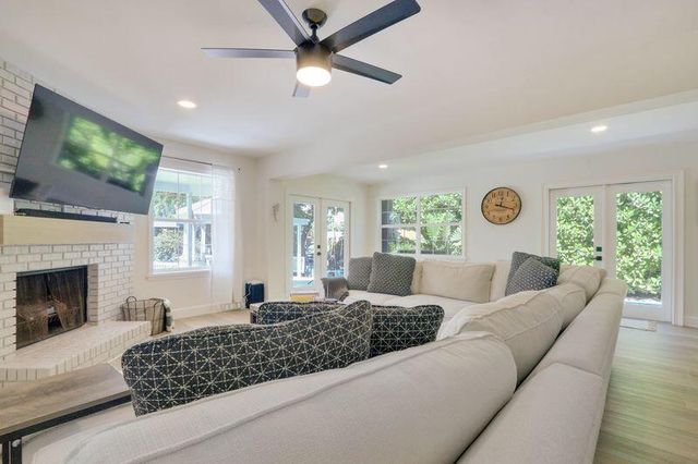 1808 N 17th Ave Avenue N, Lake Worth Beach, FL 33460