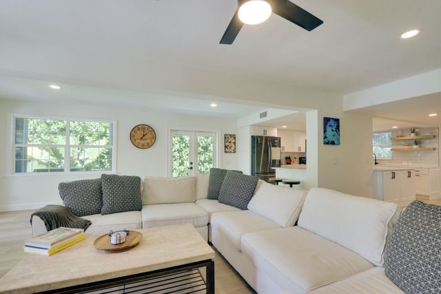 1808 N 17th Ave Avenue N, Lake Worth Beach, FL 33460