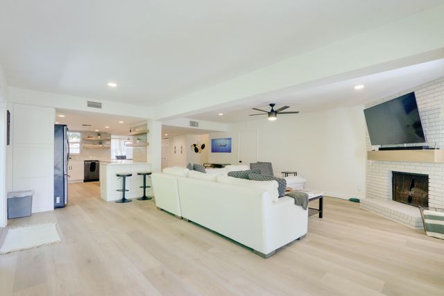 1808 N 17th Ave Avenue N, Lake Worth Beach, FL 33460