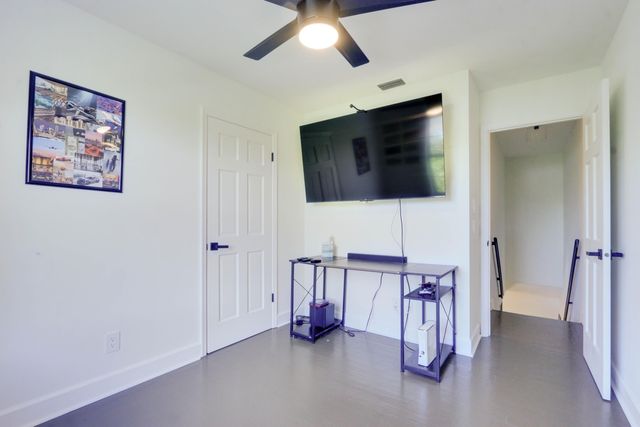 1808 N 17th Ave Avenue N, Lake Worth Beach, FL 33460