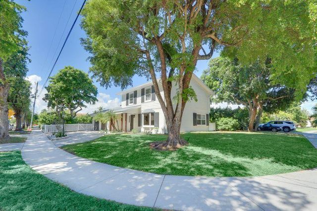 1808 N 17th Ave Avenue N, Lake Worth Beach, FL 33460
