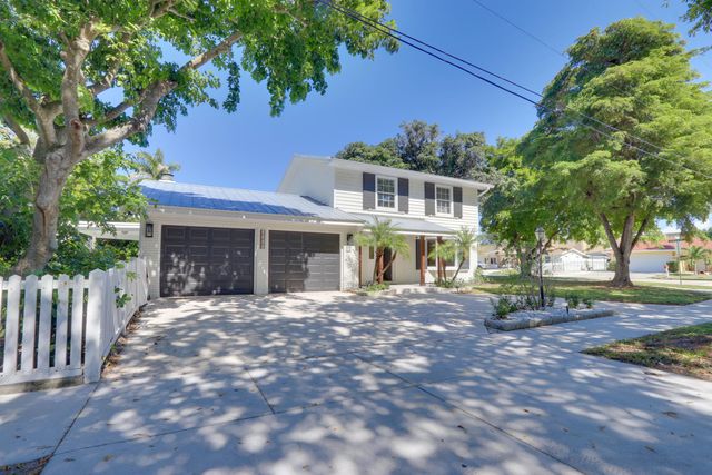 1808 N 17th Ave Avenue N, Lake Worth Beach, FL 33460