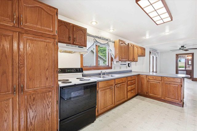 W319 US 10, Brillion, WI 54110