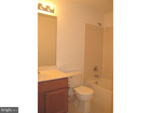 57 HADDON CT, Pennington, NJ 08534