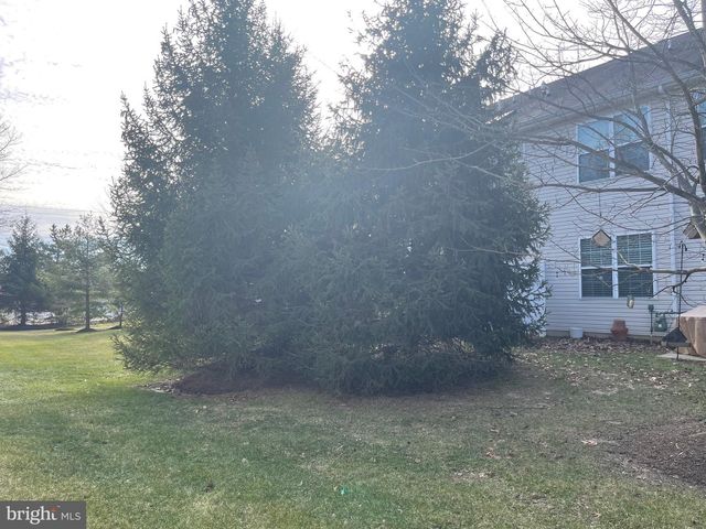 57 HADDON CT, Pennington, NJ 08534