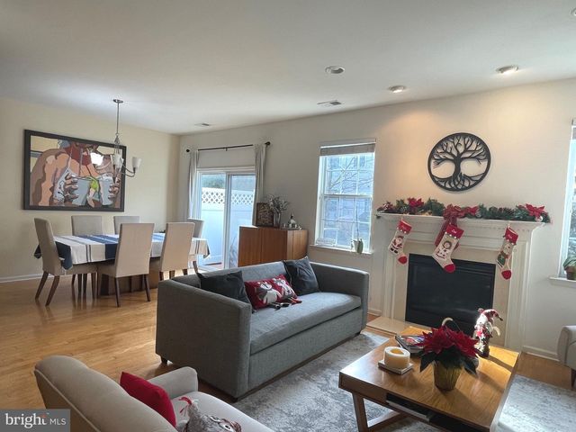 57 HADDON CT, Pennington, NJ 08534