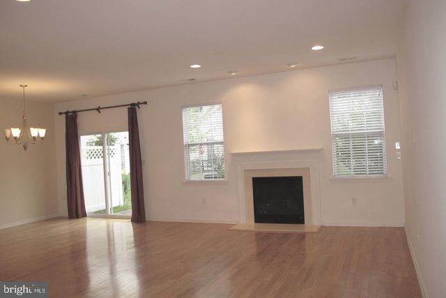 57 HADDON CT, Pennington, NJ 08534