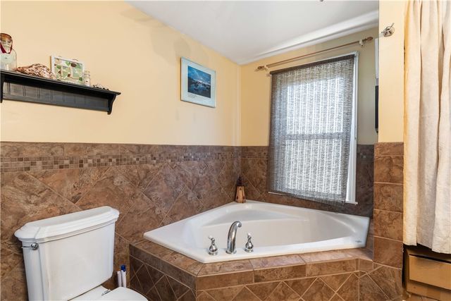 167 Water Street, Portsmouth, RI 02871