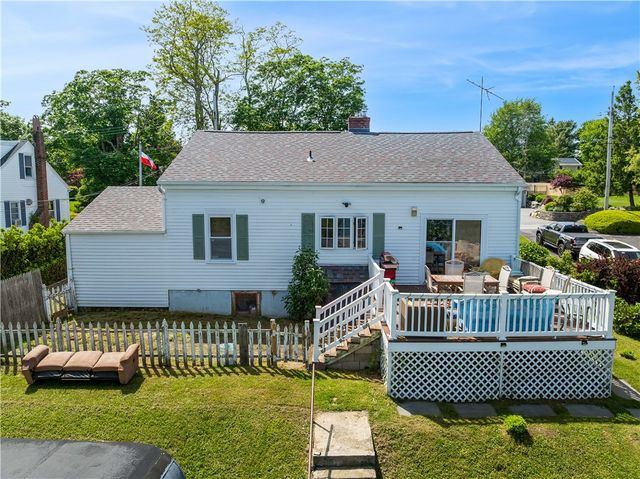 167 Water Street, Portsmouth, RI 02871