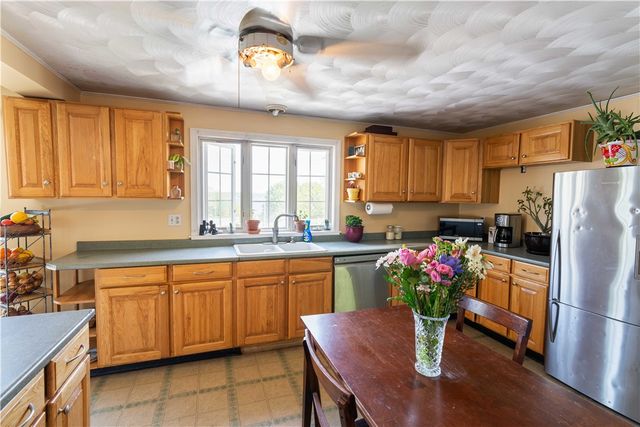 167 Water Street, Portsmouth, RI 02871