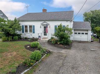 167 Water Street, Portsmouth, RI 02871