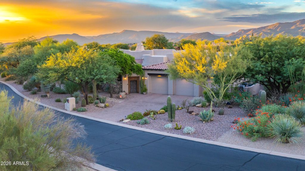 8650 E STAGHORN Lane, Scottsdale, AZ 85266 — exterior